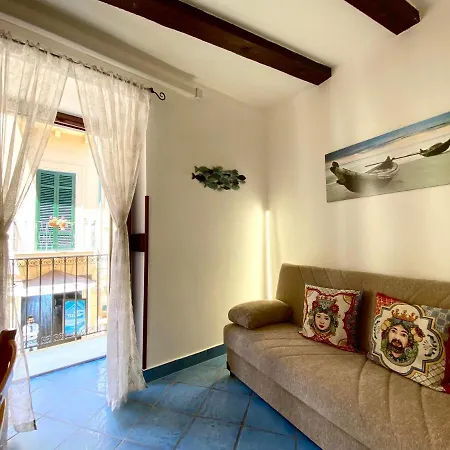 Apartment Blu Bordonaro